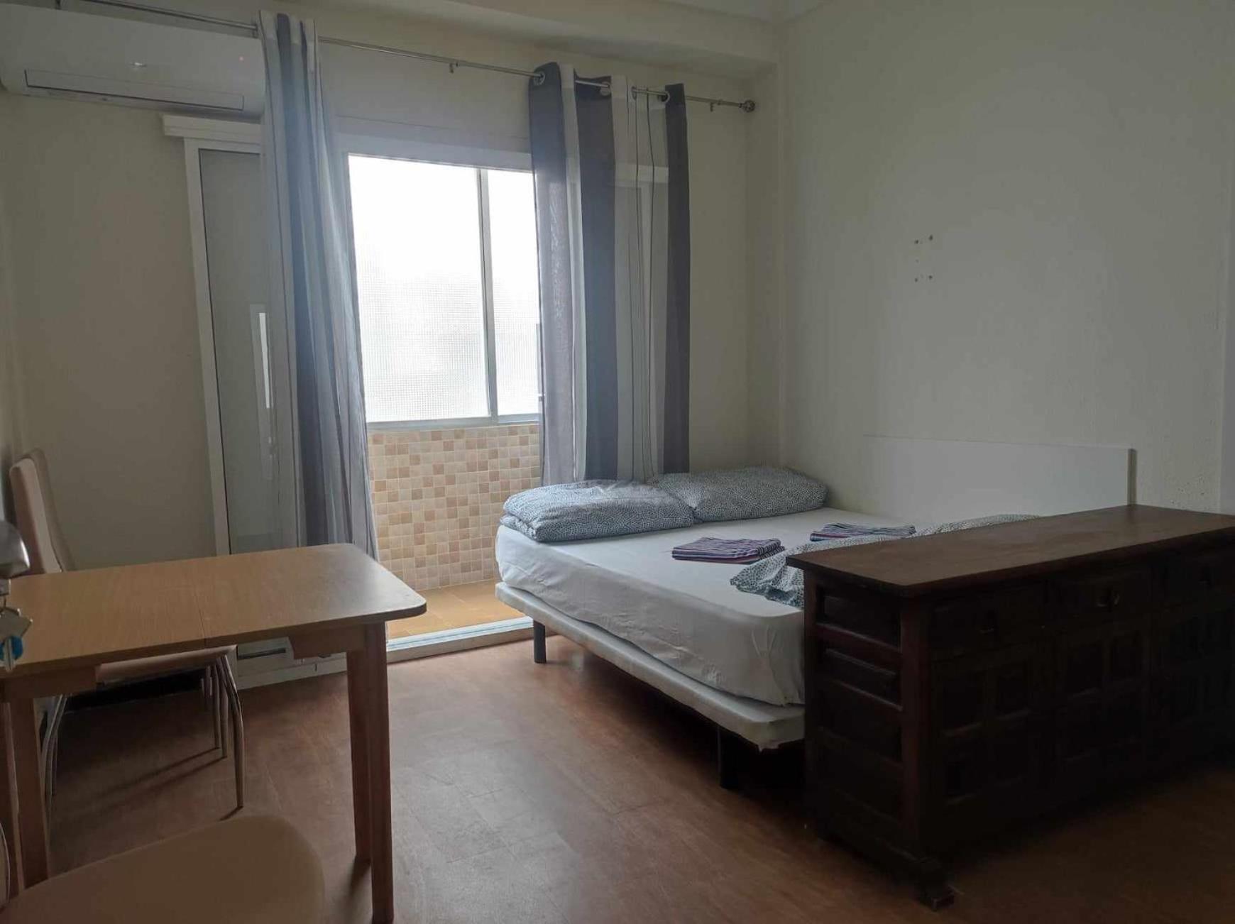 17-Habitacion Del Piso Lägenhet Alicante Exteriör bild