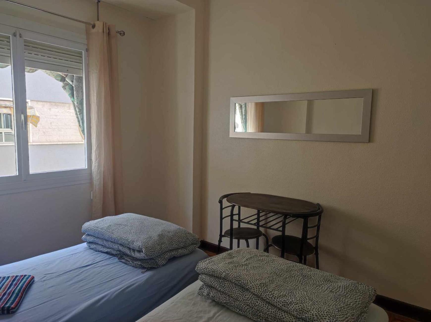 17-Habitacion Del Piso Lägenhet Alicante Exteriör bild